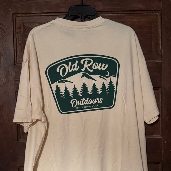 Comfort Colors Other - Old Row Outdoors Men's Cream Graphic T-Shirt Size 2XL